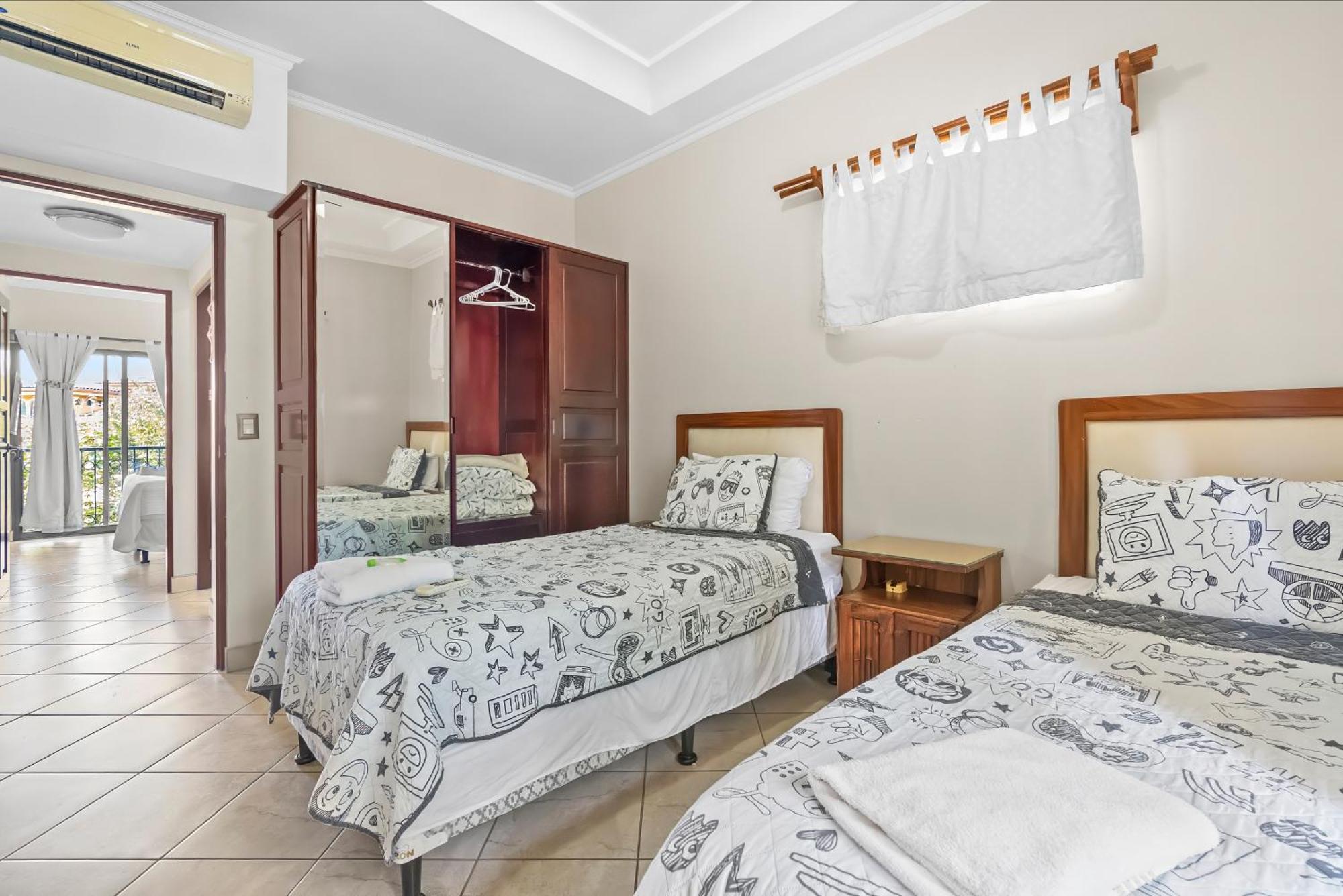 The Oaks Tamarindo Pool Front Condominiums Fast Wifi エクステリア 写真